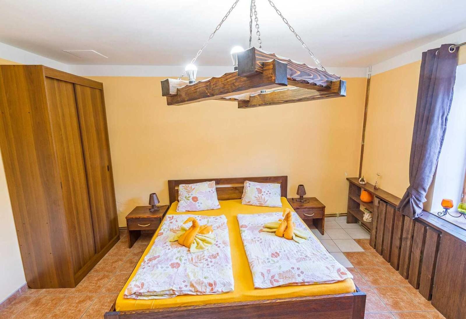 Hrad Vildstejn Hotel Skalná Buitenkant foto