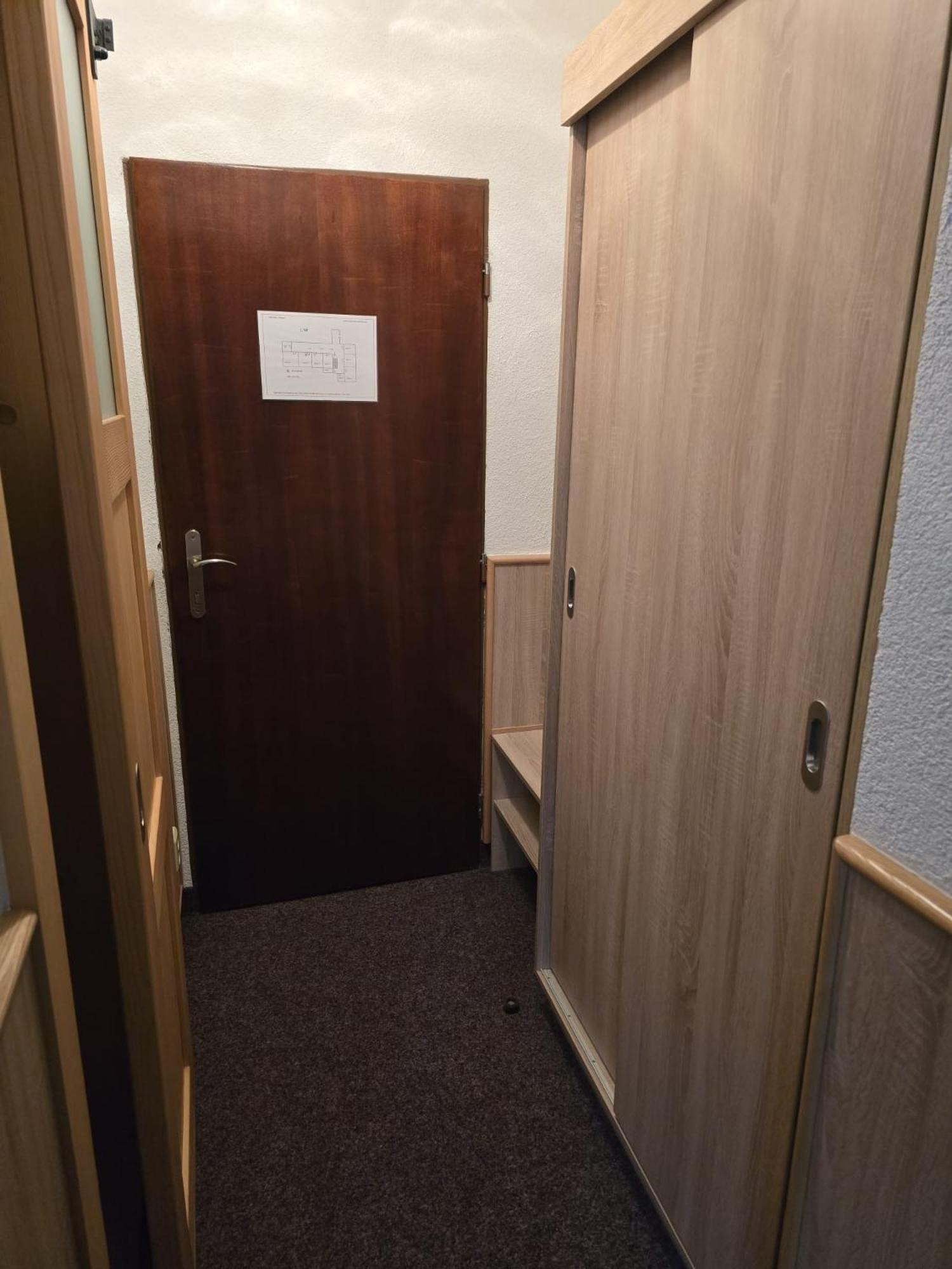 Hrad Vildstejn Hotel Skalná Buitenkant foto