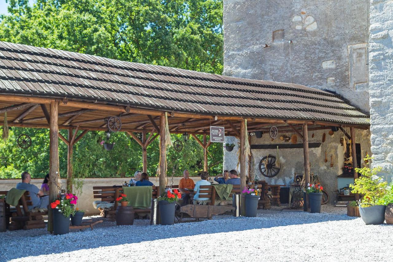 Hrad Vildstejn Hotel Skalná Buitenkant foto